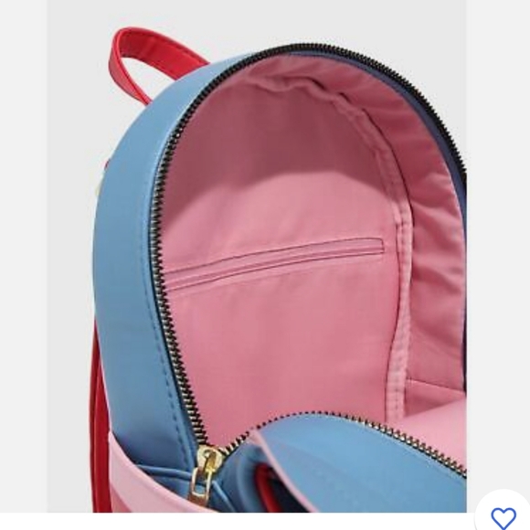 ❤️ Her Universe Disney Lilo & Stitch Lovebug Valentines Mini Backpack NWT - Picture 3 of 11